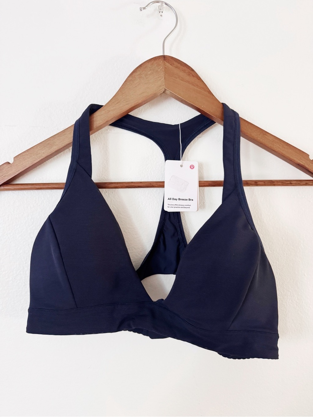 Lululemon All Day Breeze Racerback Bra - Navy size 6 NWT